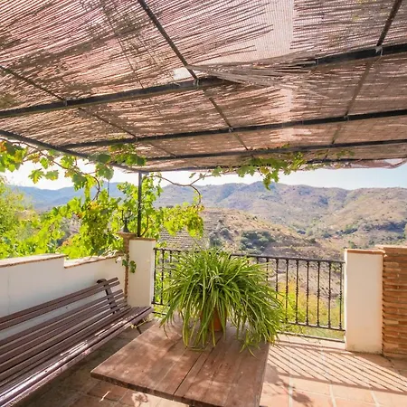 Holiday home Cubo's Jacaranda